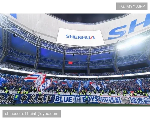 为应对密集赛程,上海申花在本轮联赛进行大面积轮换 为应对密集赛程,上海申花在本轮联赛进行大面积轮换